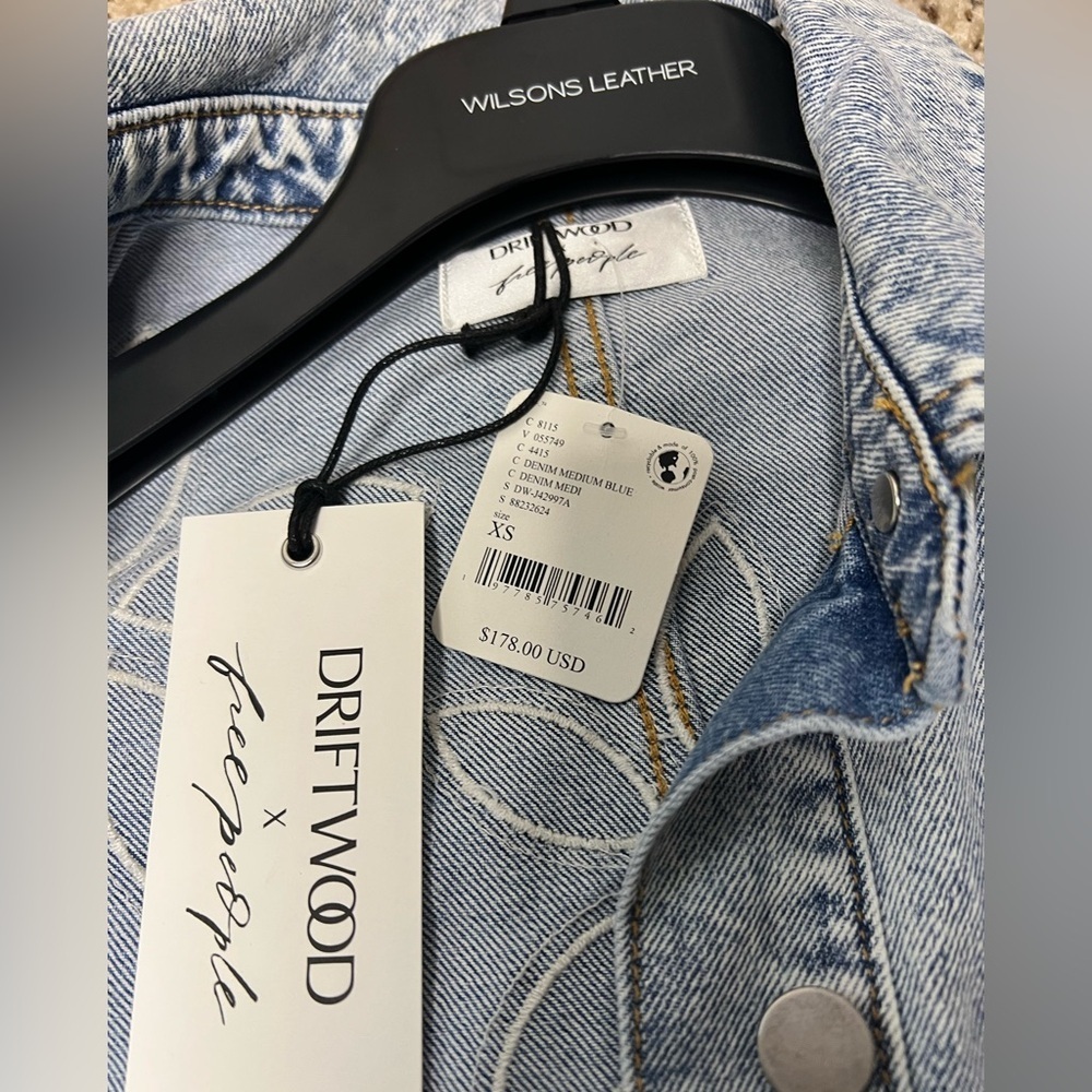 Driftwood X Free People Shabby Chic Floral Embroidered Denim Jacket NWT - Picture 11 of 12